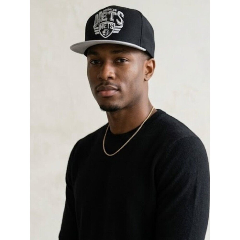 Mitchell & Ness Brooklyn Nets NBA Snapback Hat Black Grey Brim Adjustable